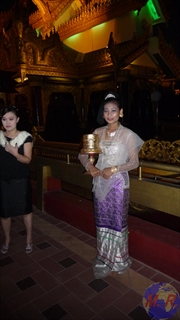 Spectacke au Karaweik Palace