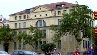 Dans le quartier  de la Sagrada Familia, avenue Diagonal