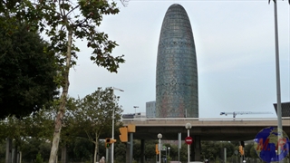 Pl. des Gloires catalane: Tour Agbar