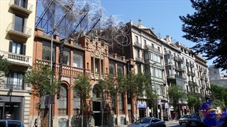 Barcelone,  Passeig de Gracia: Fundacio Tapies