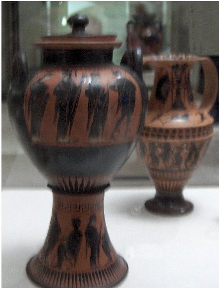 Vase et amphore  figures noires - PARIS (Petit Palais)