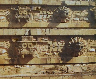 Teotihuacan - Le Temple de Quetzalcoalt y Tlaloc.