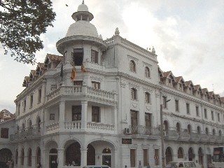 Kandy - Queen's Hotel