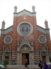 Pera - église St Antoine