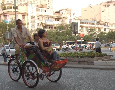 Rue de SAIGON.