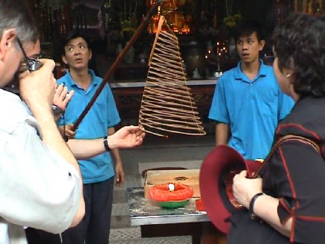 SAIGON, pagode Pho Mieu ddie  Tien Hau, la Desse de la Mer.