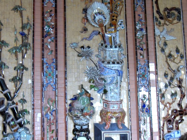 HUÉ, tombeau de KHAI DINH.